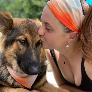 Meet your Posher, Jaclyn